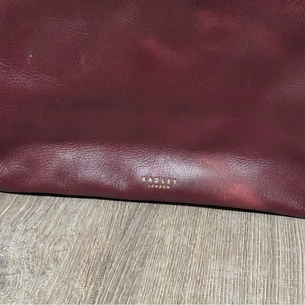 Radley London Crossbody Burgundy Leather Crossbody - Picture 4 of 13